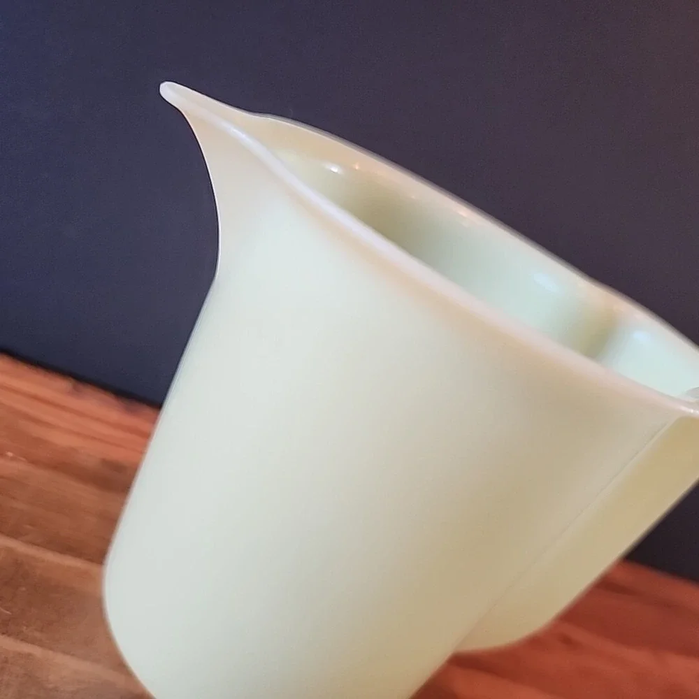 Vintage Tupperware Yellow Plastic Creamer Pitcher No‎ Lid Replacement 574-4